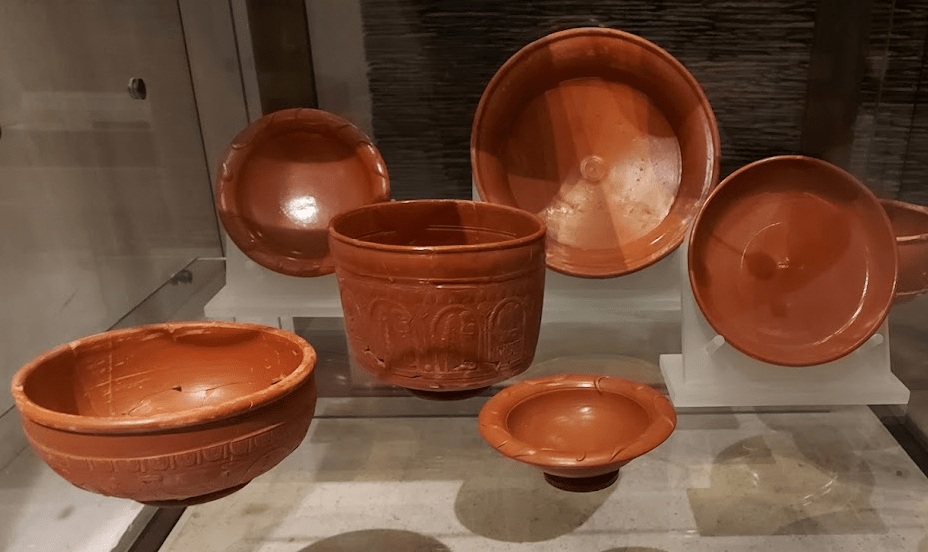 Roman Cookware