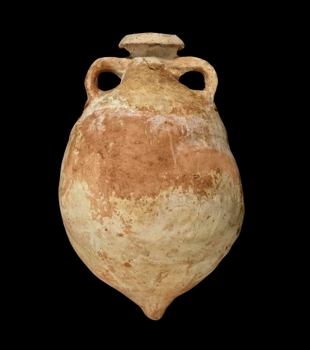 Storage Jugs – Amphora – in Scotland